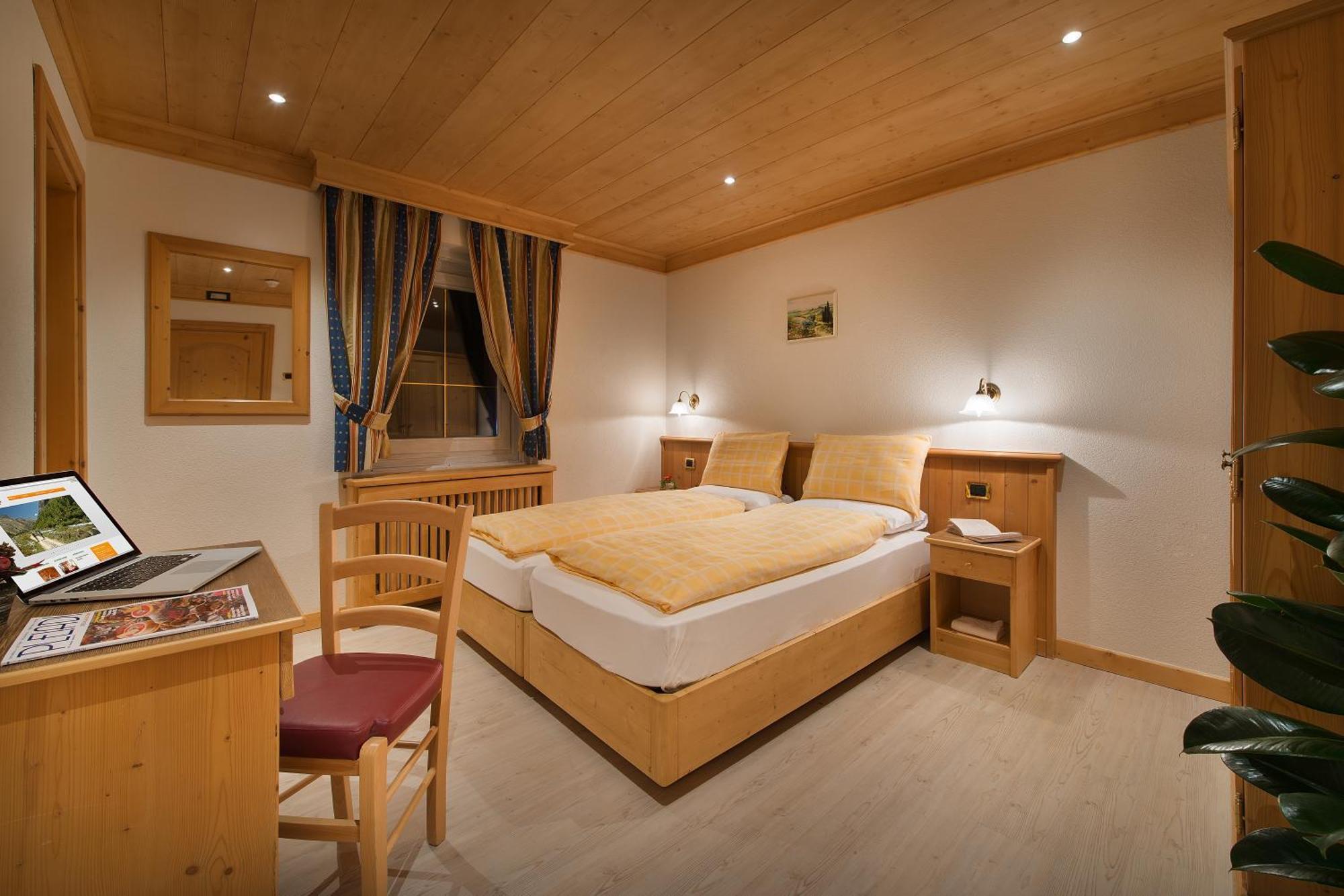 Hotel San Giovanni Ливиньо Номер фото
